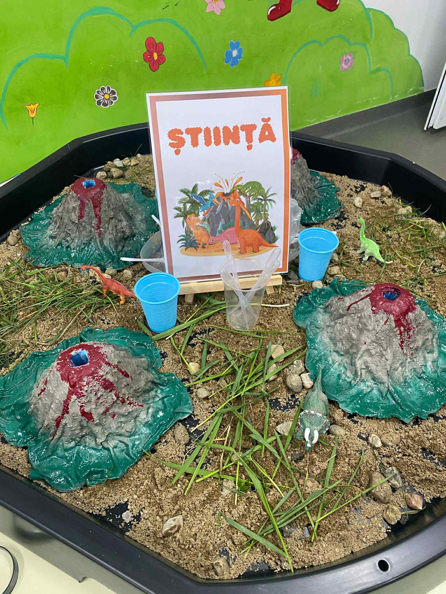 Volcano Experiment for Kids – Fun and Easy DIY Activity